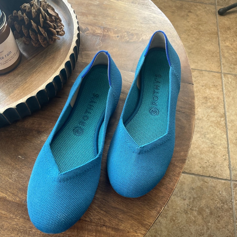 Rothy’s The Flat in Topaz 9.5 stripe heel (discontinued color)